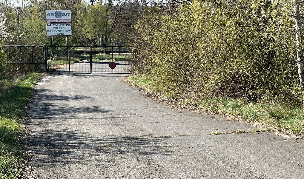 Prodej komerčního pozemku 6 120 m², Stochov – náhled fotky 6