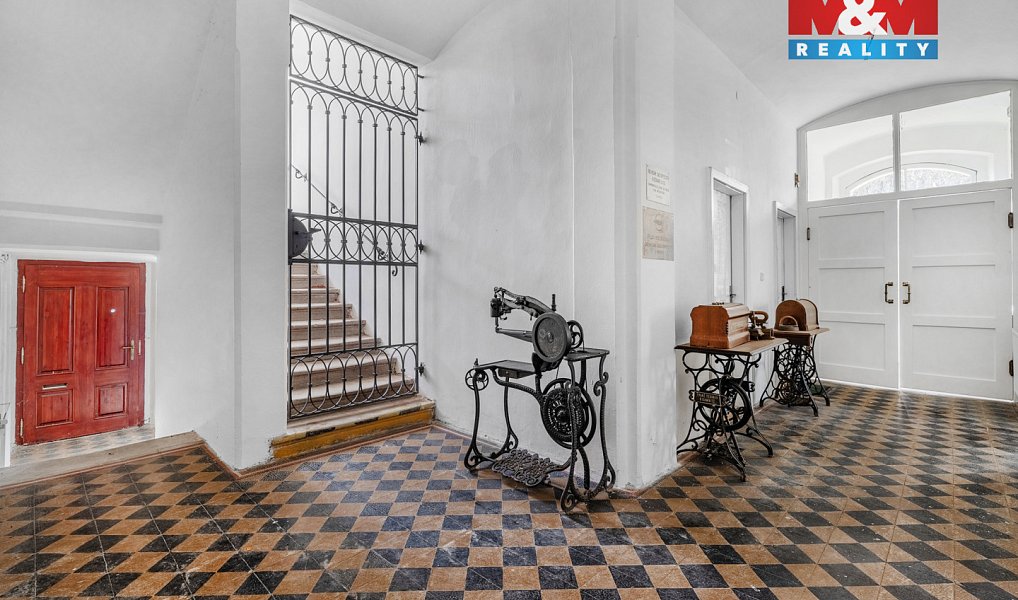 Prodej obchodních prostor 1 225 m², Česká Kamenice – náhled fotky 23
