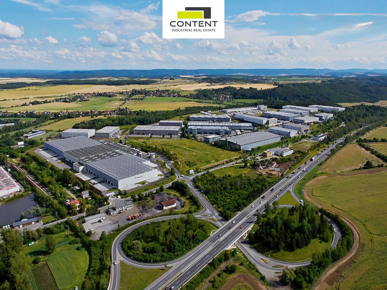 Pronájem skladovacích prostor 4 733 m² – fotografie 2
