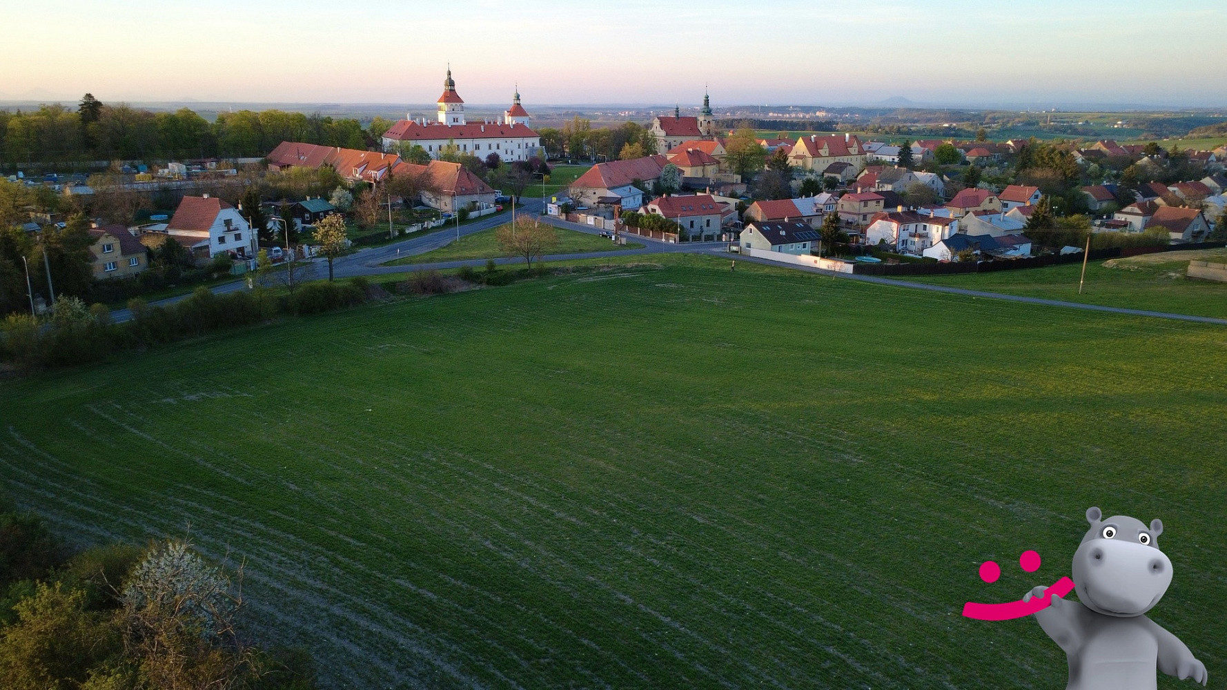 Prodej stavebního pozemku 12 500 m²