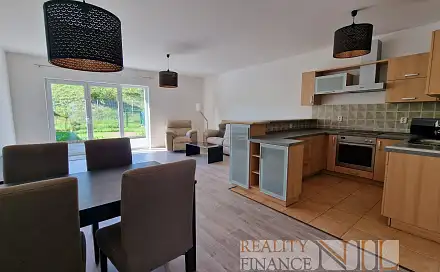 Pronájem domu 135 m² s pozemkem 160 m², Valtická, Plzeň - Severní Předměstí