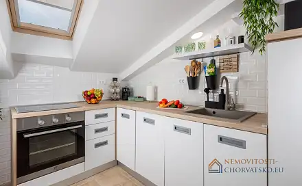 Pronájem bytu 2+kk 65 m², Rijeka, Chorvatsko