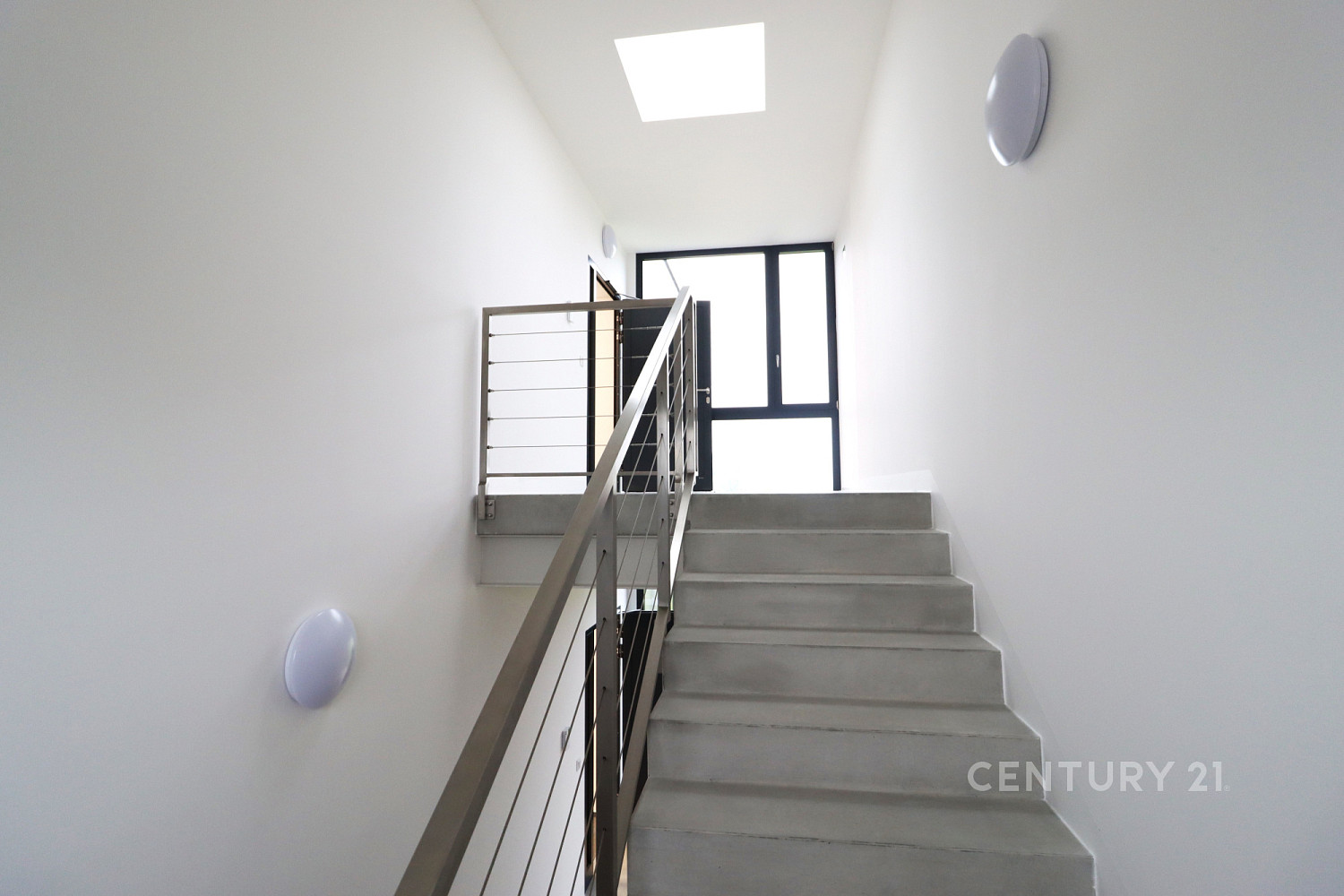 Pronájem kanceláře 250 m² – fotografie 5