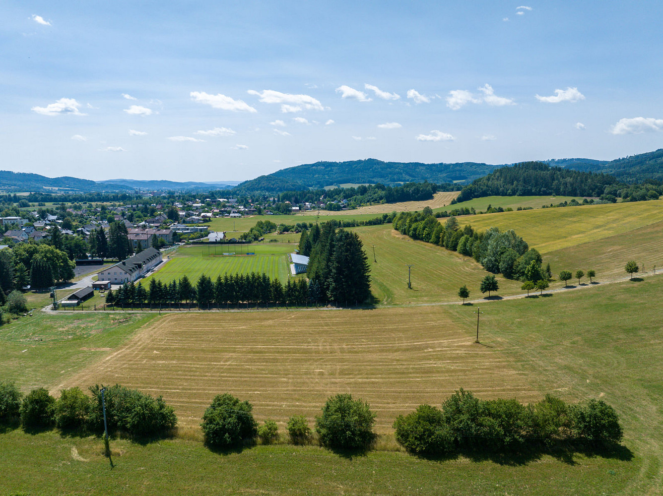 Prodej stavebního pozemku 10 368 m² – pohled 4