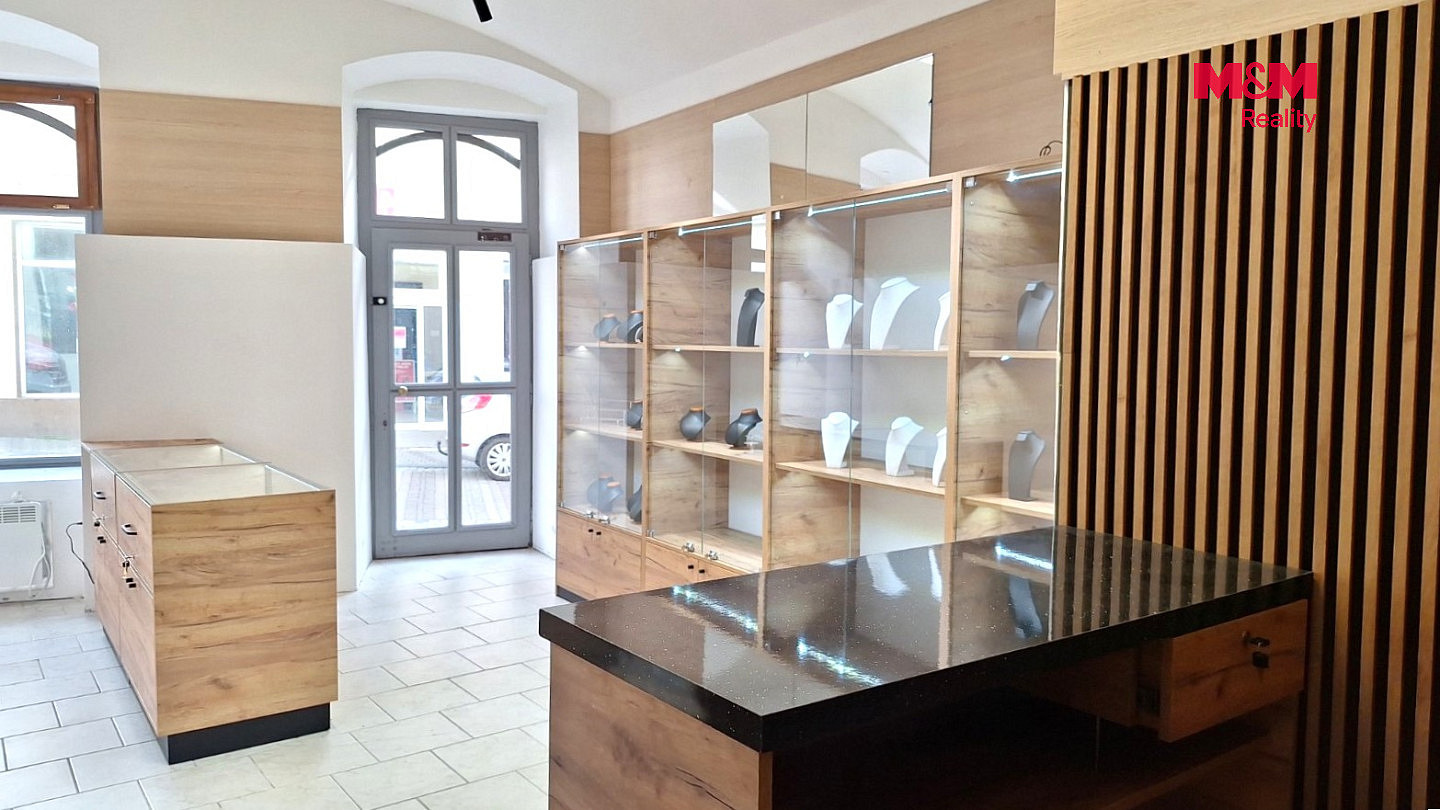 Pronájem obchodních prostor 35 m² – fotografie 2