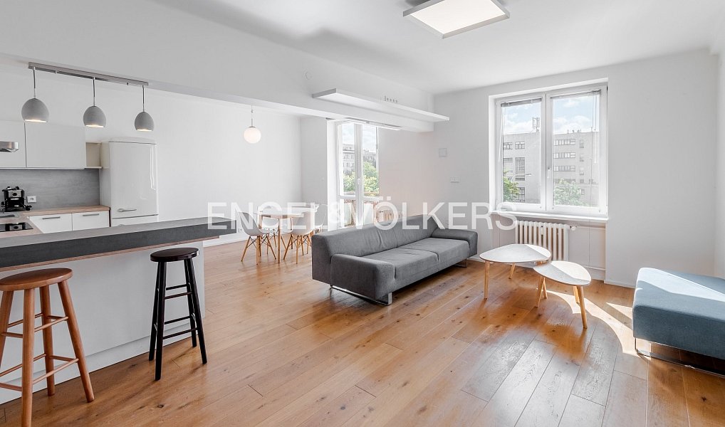 Pronájem bytu 3+kk 96 m², Praha – fotka 1 z 10