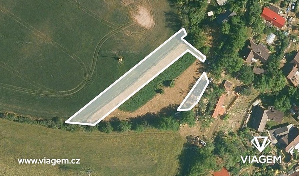 Prodej pole 723 m², Liběchov – fotka 1 z 5