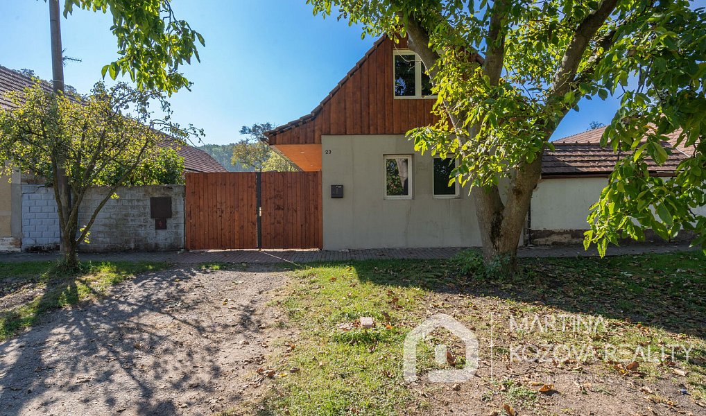 Prodej domu 95 m² s pozemkem 574 m², Kolaje – fotka 1 z 38