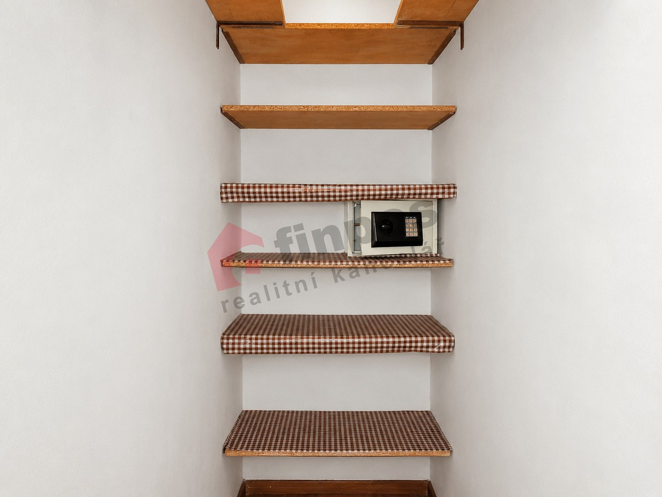 Pronájem bytu 1+1 40 m² – fotografie 5