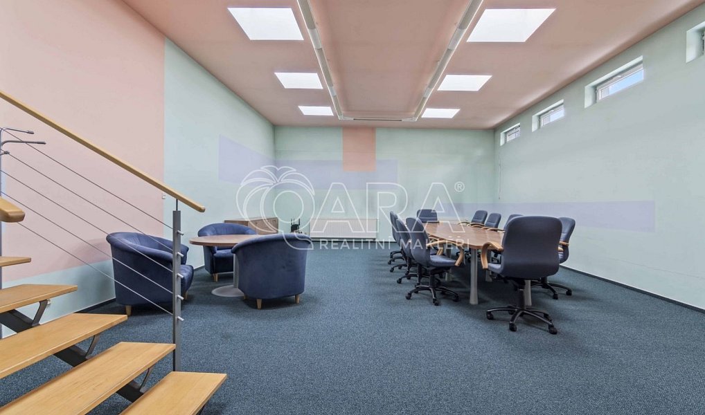 Prodej komerčního objektu (jiného typu) 1 433 m², Praha – náhled fotky 14