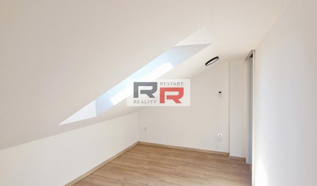 Pronájem bytu 2+kk 45 m², Šternberk – náhled fotky 11