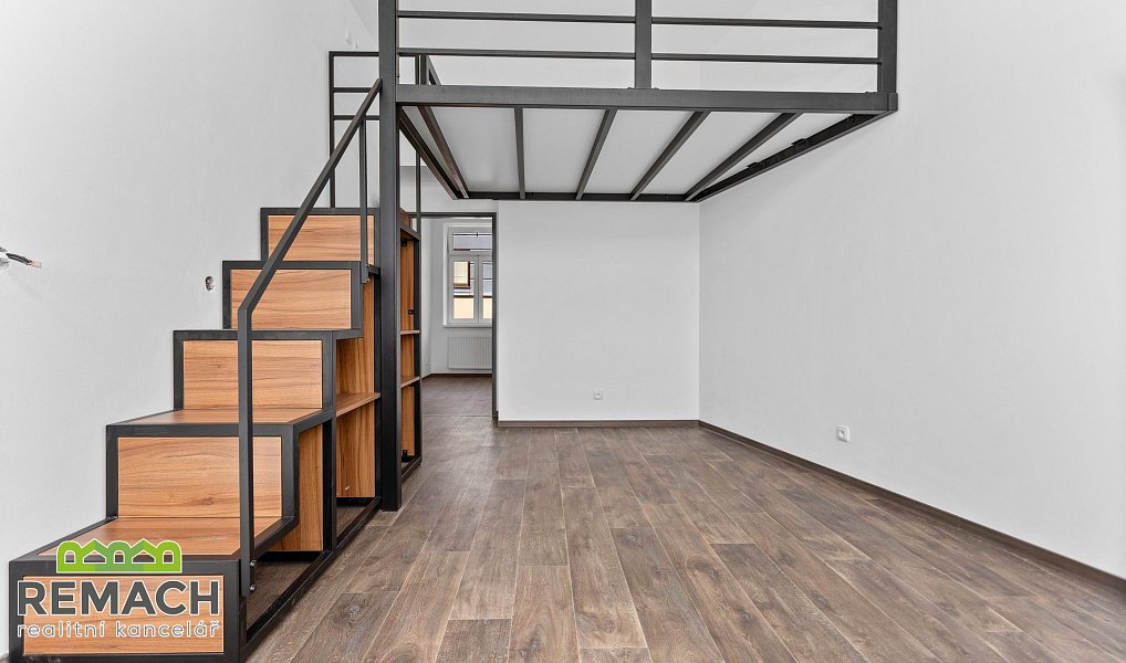 Pronájem bytu 1+1 42 m², Náchod – náhled fotky 3