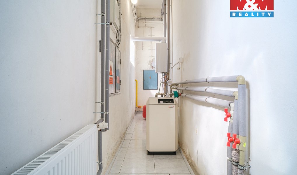 Prodej obchodních prostor 1 200 m², Kadaň – náhled fotky 24
