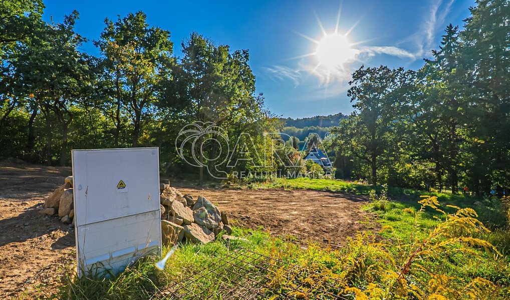 Prodej stavebního pozemku 1 350 m², Mnichovice – náhled fotky 3