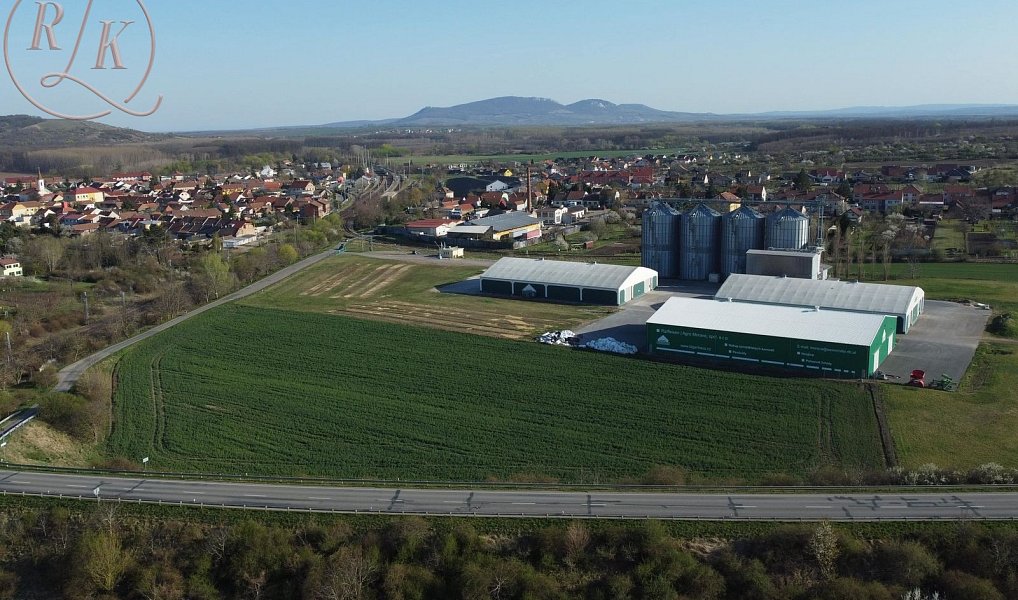 Prodej komerčního pozemku 2 380 m², Vranovice – náhled fotky 7