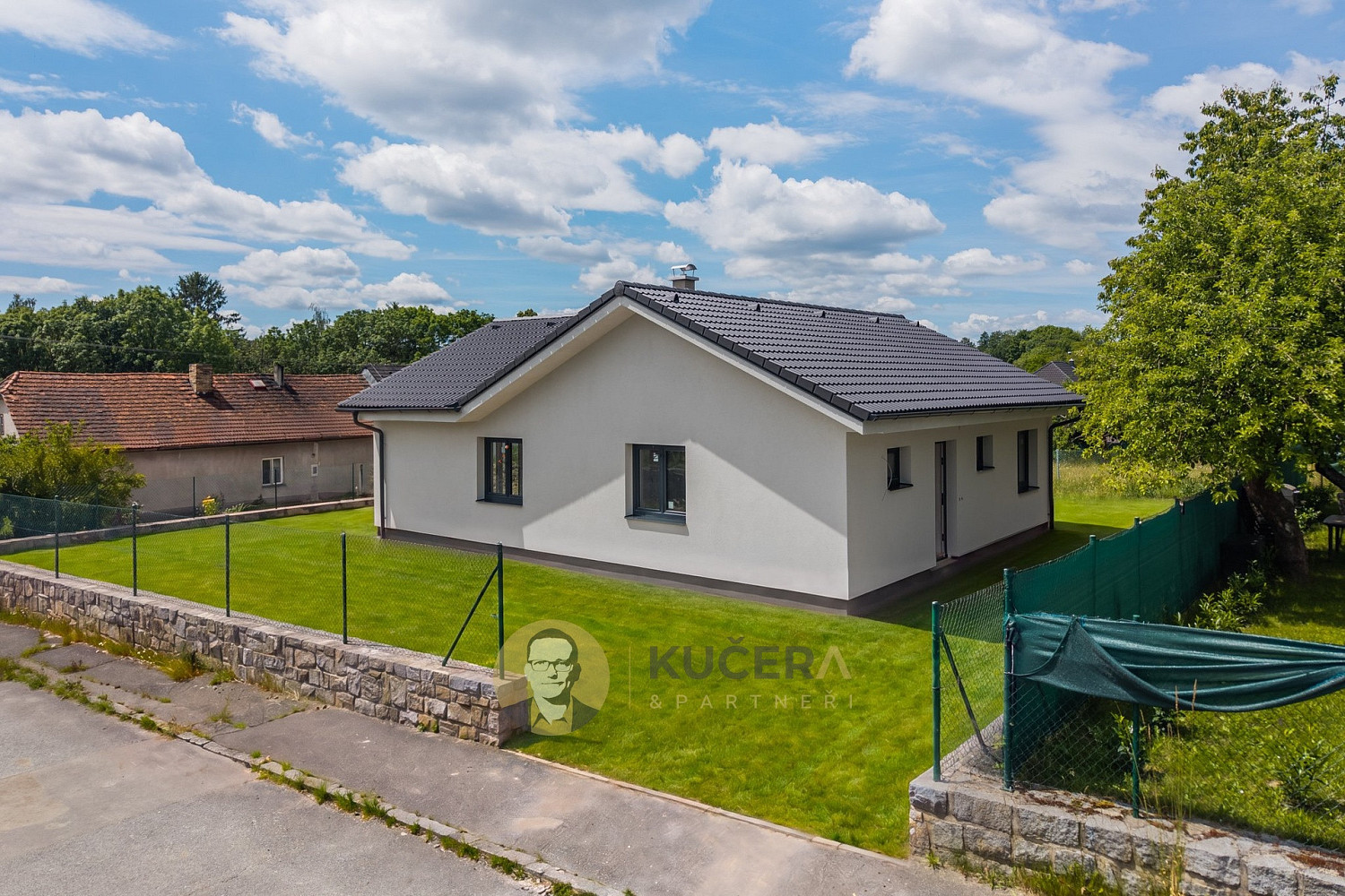 Prodej domu 99 m² s pozemkem 750 m² — photo 3