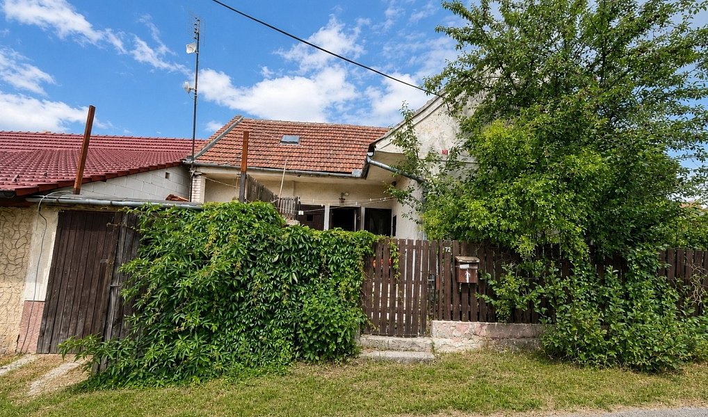 Pronájem bytu 3+kk, 65 m2 v rodinném domě - Dešov — foto 3