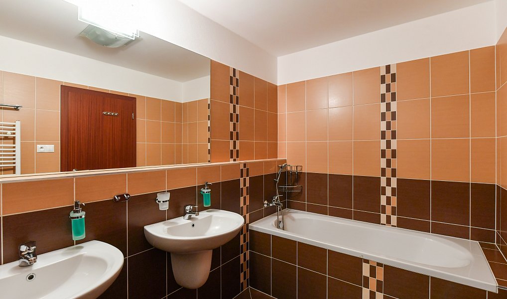 Prodej bytu 4+kk 135 m², Praha – náhled fotky 24