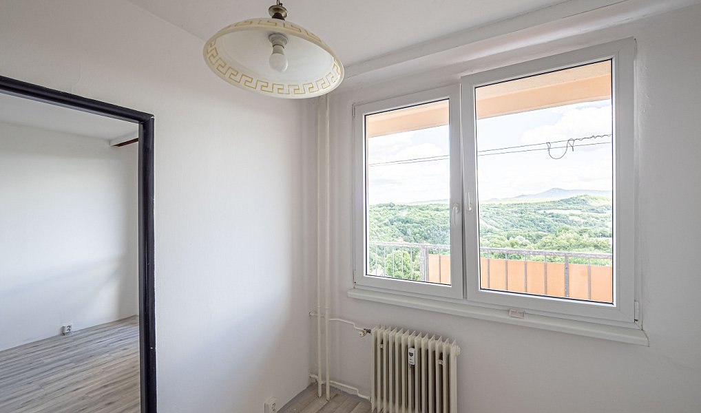 Pronájem bytu 1+1 33 m², Bílina – náhled fotky 4