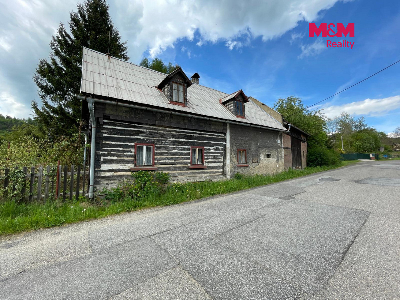 Prodej domu 130 m² s pozemkem 1 323 m² — photo 2