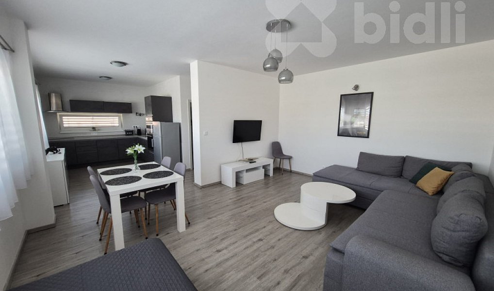 Pronájem bytu 3+kk 70 m², Roudné – náhled fotky 4