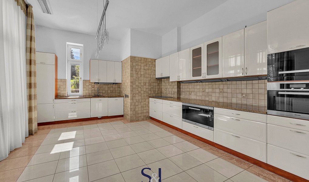 Prodej domu 320 m² s pozemkem 2 236 m², Rumburk – náhled fotky 6