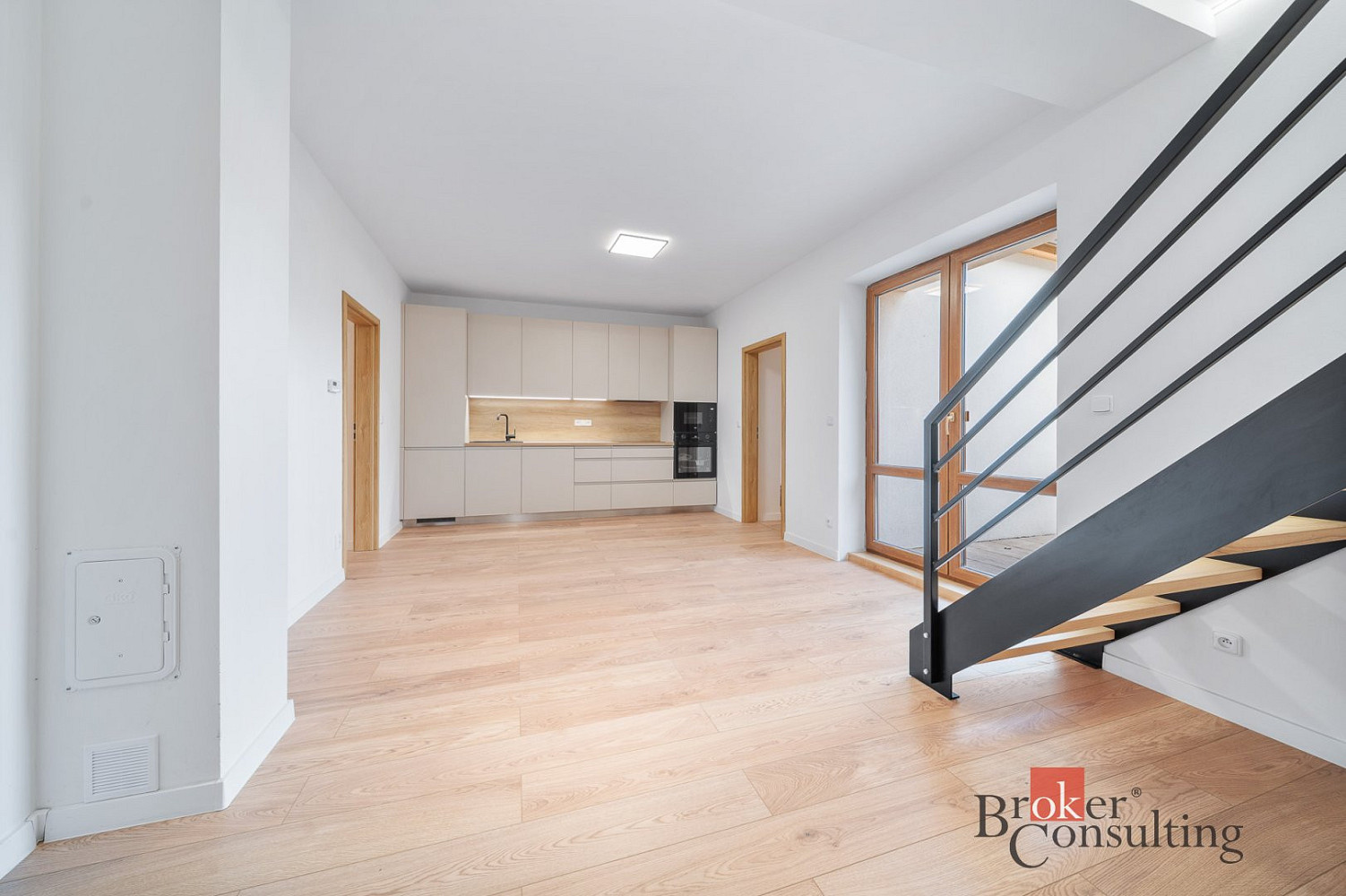 Prodej domu 125 m² s pozemkem 154 m² – fotografie 2