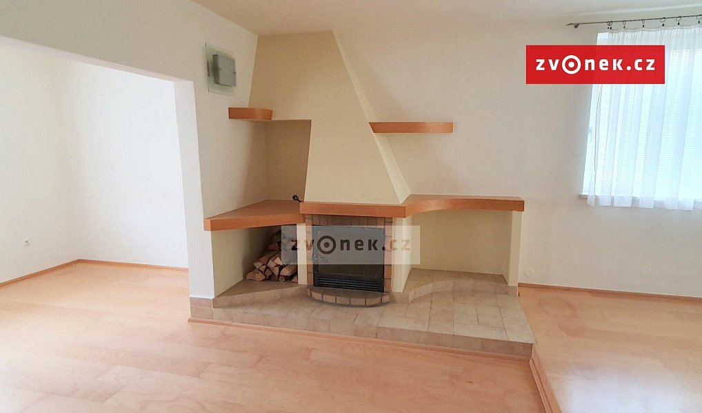 Pronájem domu 270 m² s pozemkem 200 m², Zlín – náhled fotky 9