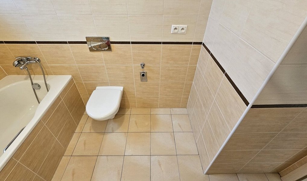 Pronájem bytu 2+kk 65 m², Praha – náhled fotky 19