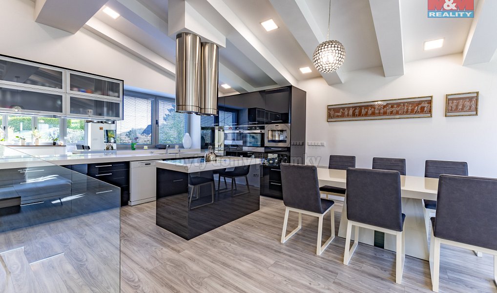 Prodej domu 142 m² s pozemkem 1 147 m², Město Albrechtice – náhled fotky 3