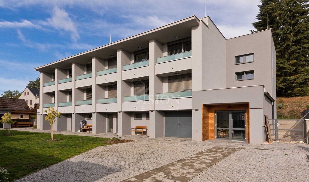 Pronájem bytu 2+kk, 51 m², Dolní Skrýchov - Jindřichův Hradec, Jindřichův Hradec