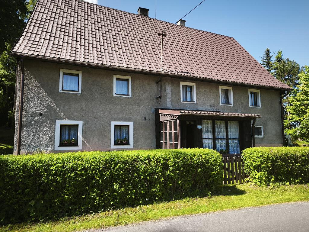 Prodej chalupy 160 m² s pozemkem 376 m²