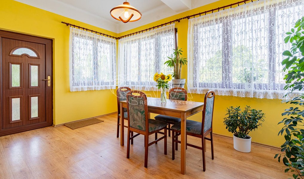 Prodej domu 320 m² s pozemkem 1 701 m², Mořina – náhled fotky 10