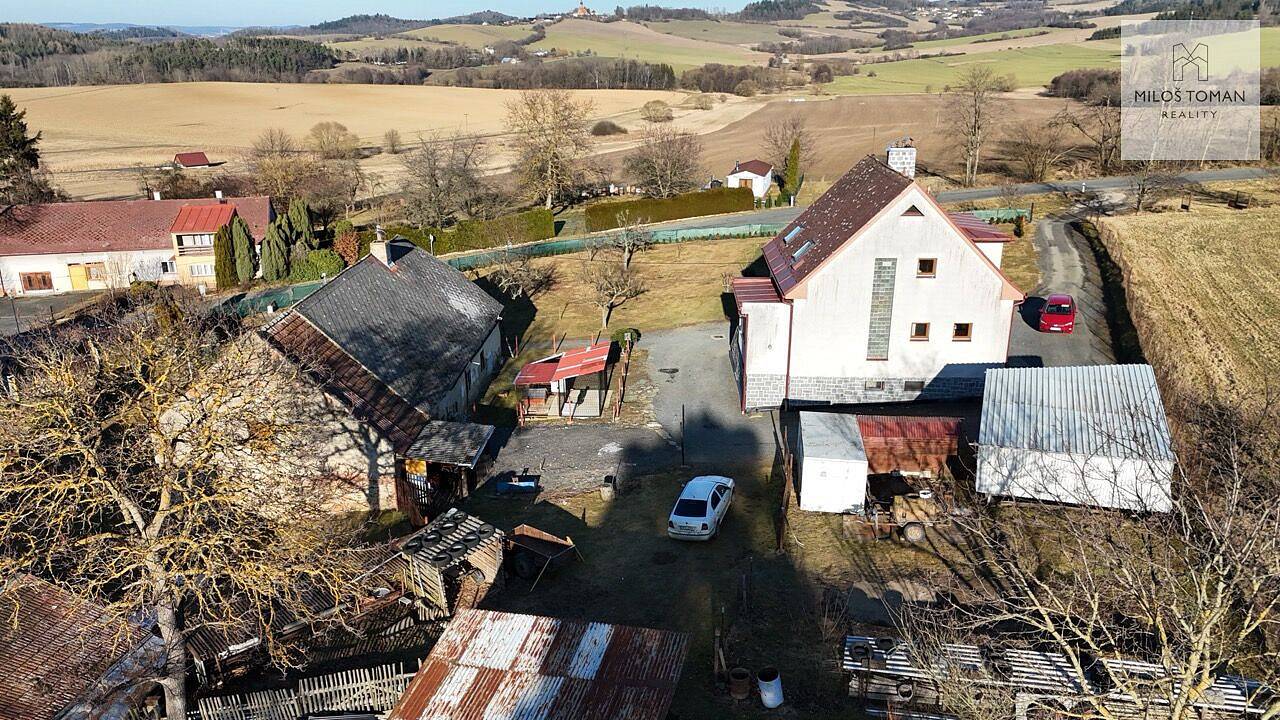 Prodej domu 200 m² s pozemkem 4 022 m² — photo 2