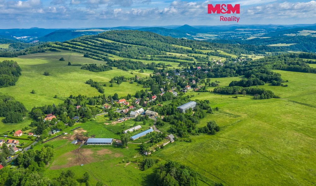 Prodej pozemku 58 215 m², Valkeřice – fotka 1 z 13