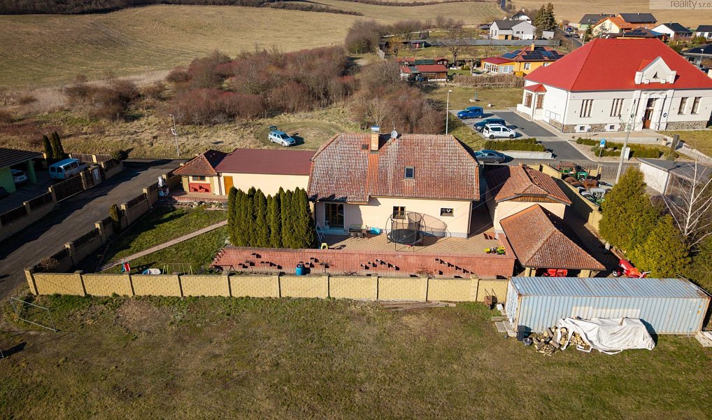Prodej domu 200 m² s pozemkem 989 m², Lužice – náhled fotky 25
