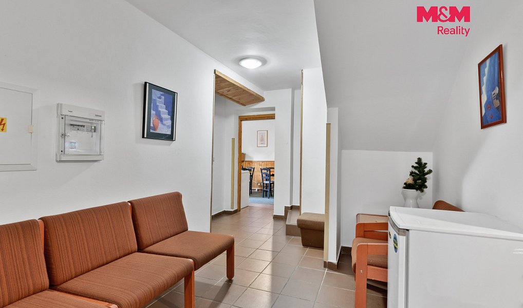 Prodej ubytovacího objektu 341 m², Harrachov – náhled fotky 22
