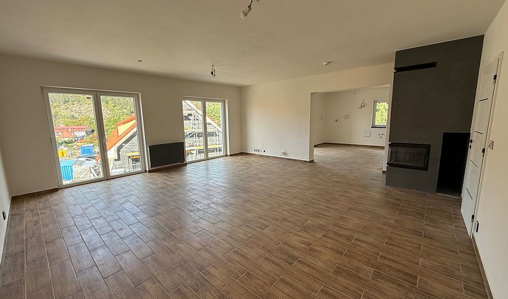 Prodej bytu 3+1, 139 m², Beroun, Karlštejn