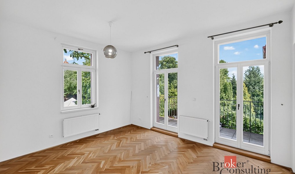 Prodej bytu 3+1 98 m², Praha – fotka 1 z 23