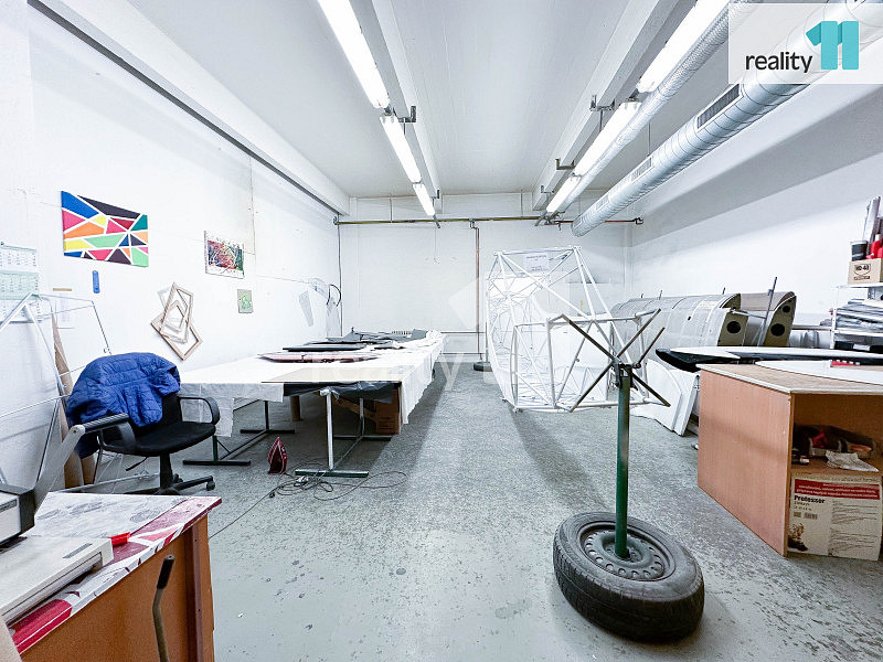 Pronájem výrobních prostor 556 m² — photo 5