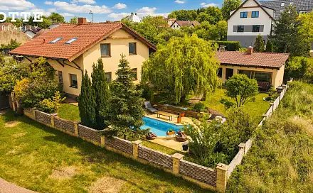 Prodej domu 248 m² s pozemkem 784 m², Tymákov, okres Plzeň-město