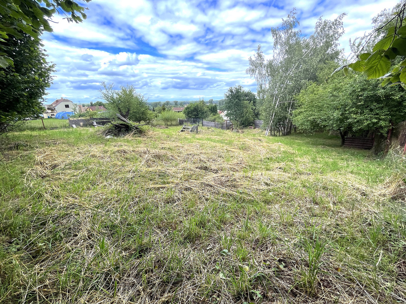 Prodej zahrady 1 011 m²