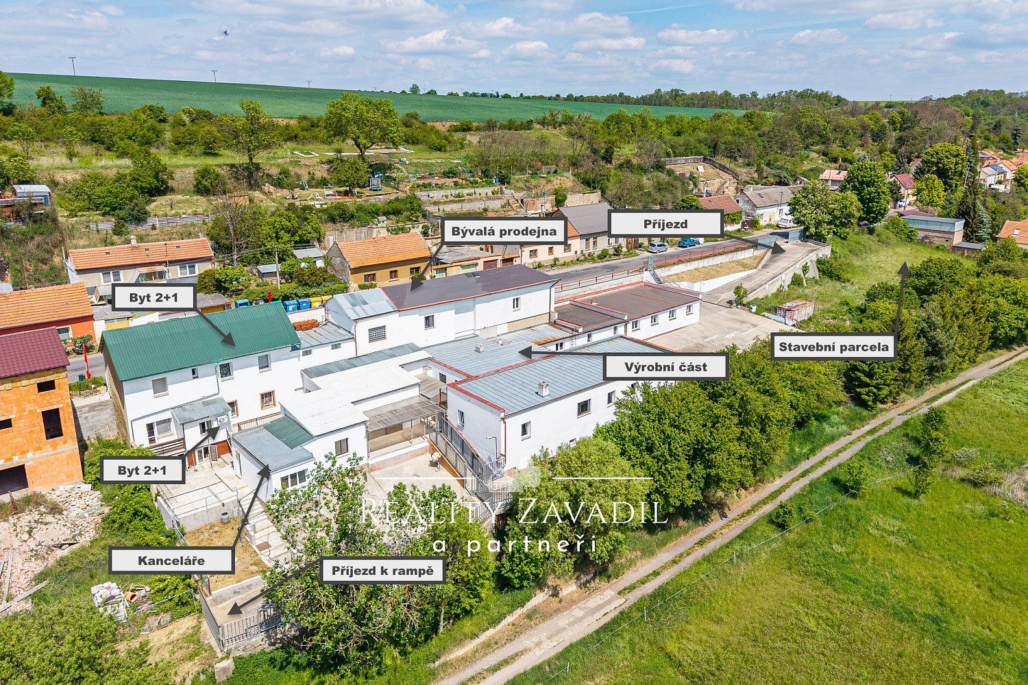 Prodej domu 940 m² s pozemkem 5 787 m²