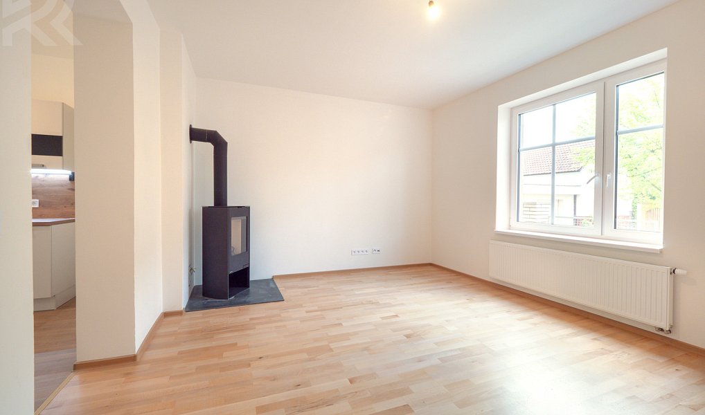 Pronájem domu 100 m² s pozemkem 426 m², Praha – náhled fotky 5