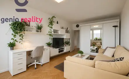 Prodej bytu 2+1 59 m², K Sokolovně, Hradec Králové - Pouchov