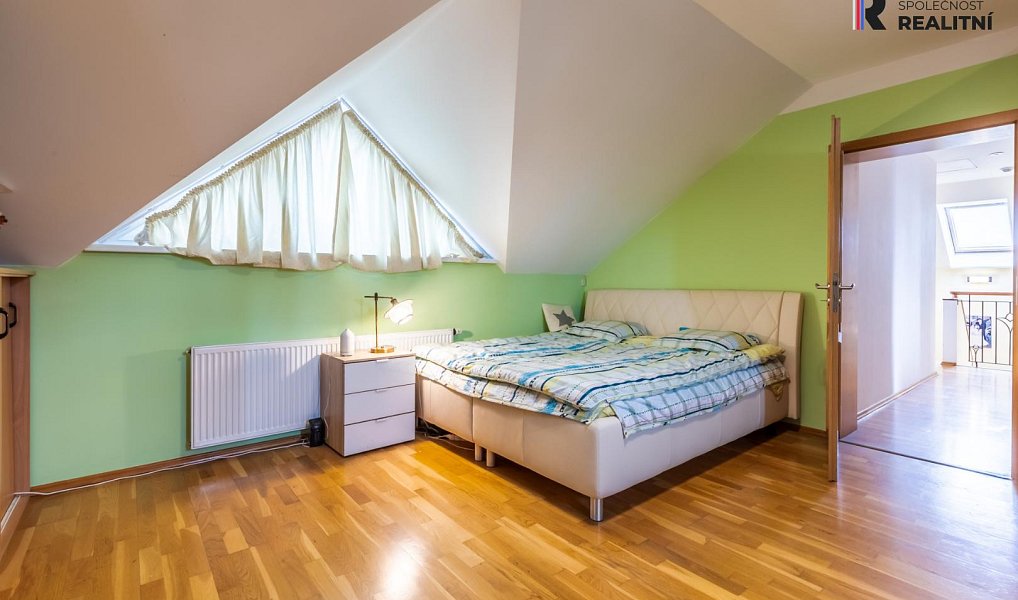 Prodej domu 168 m² s pozemkem 427 m², Praha – náhled fotky 10