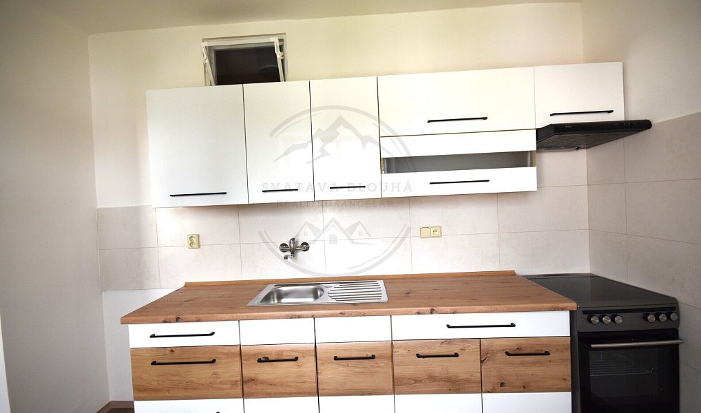 Pronájem bytu 2+1 51 m², Jeseník – náhled fotky 2