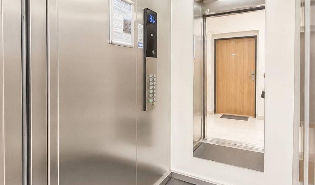 Pronájem bytu 2+kk 67 m², Praha – náhled fotky 13