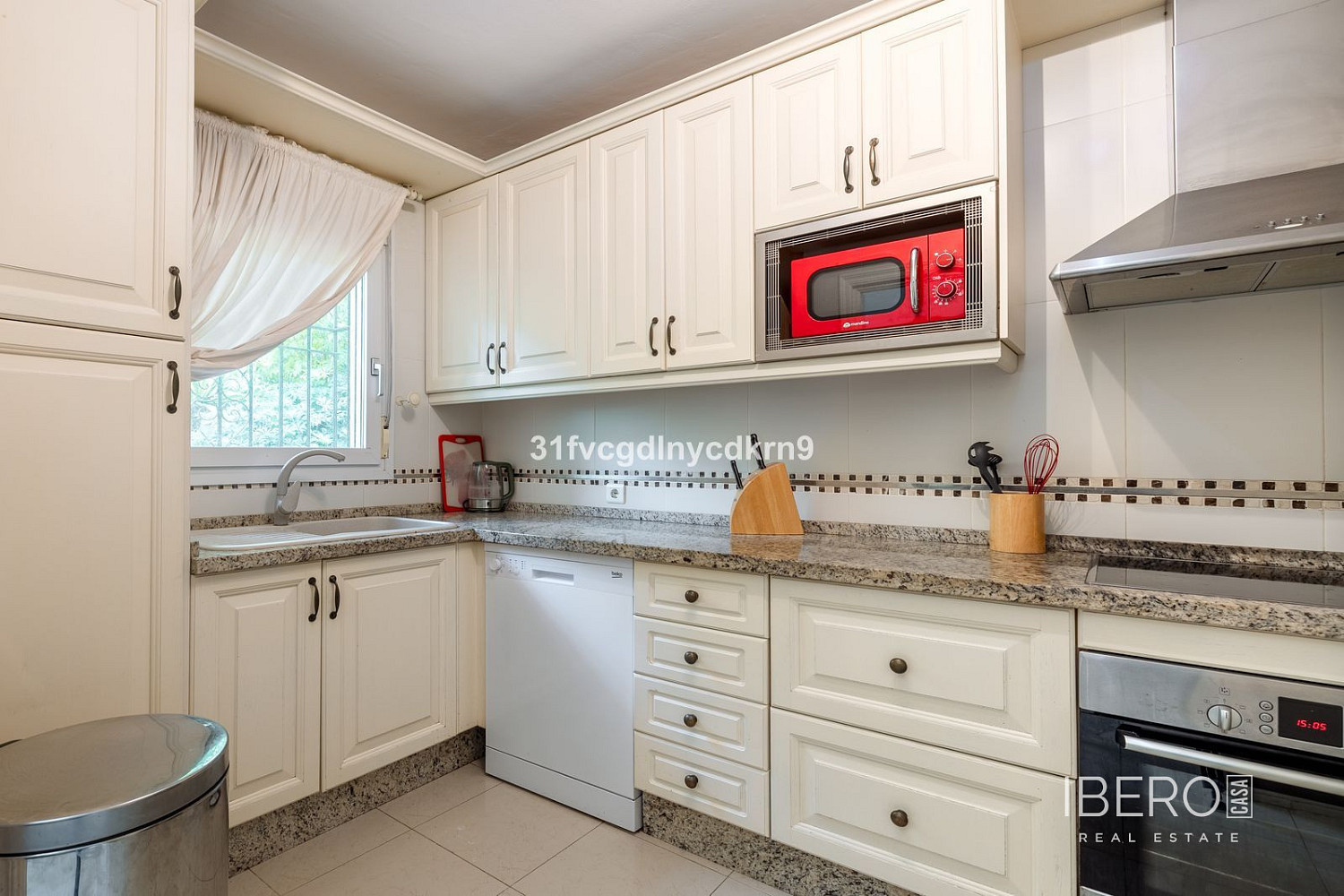 Casa 5+kk – Estepona, Barriada Islas Canarias - Más