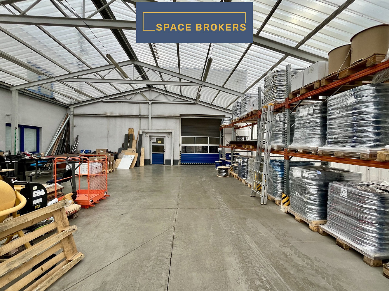 Pronájem skladovacích prostor 2 107 m² — photo 2